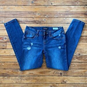 GUESS medium rise jeans Sarah fit skinny distressed ripped in 28 blue st…